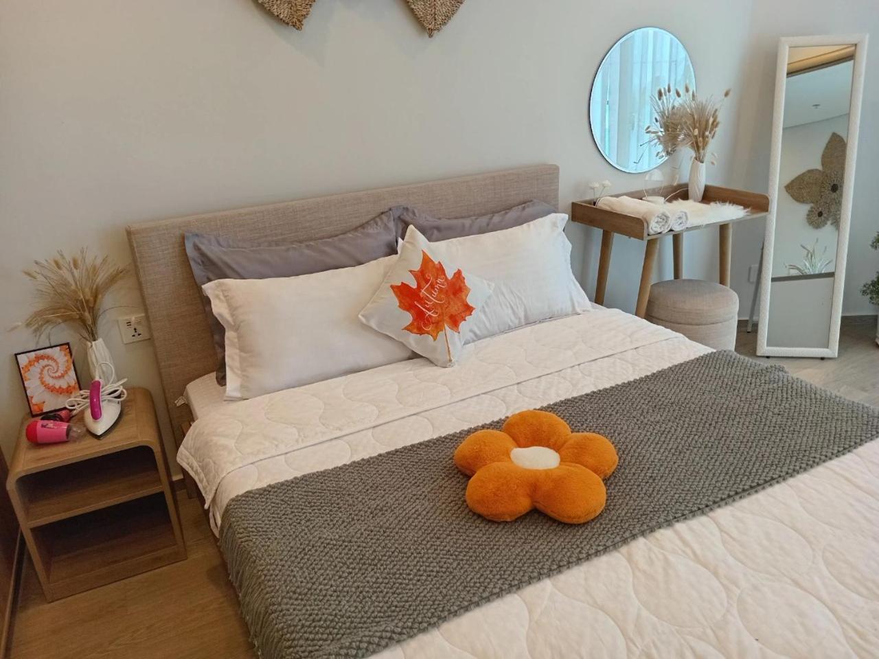 The Song 5 Star - Windy's Apartment