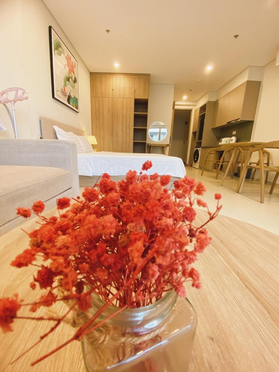 The Song 5 Star - Windy's Apartment *